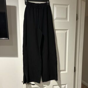 Zara Black Wide-Leg Pants  size s